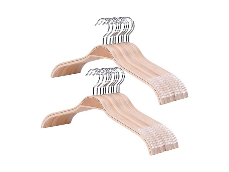 CROS Slim Wooden Hangers 30-Pack