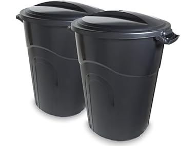United Solutions 32 Gallon Outdoor Waste Garbage Bin