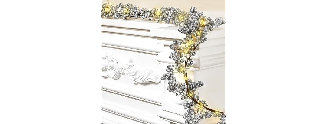 6ft Berry String Lighted Plastic Garland